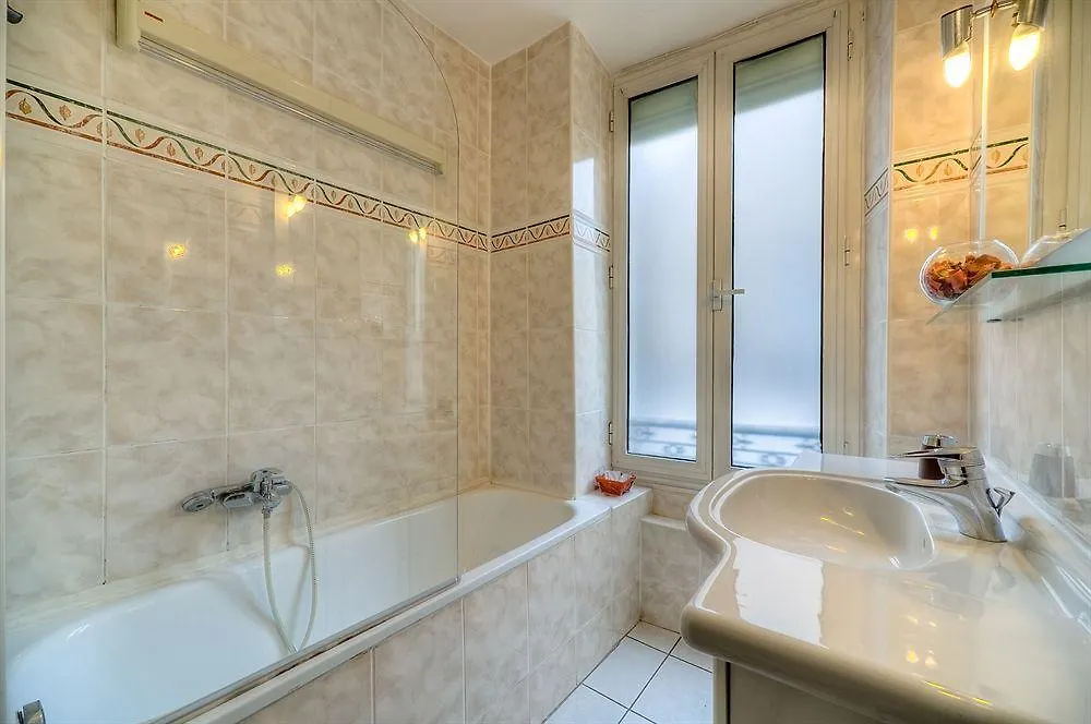 Apartment Residence Chryseis Cannes