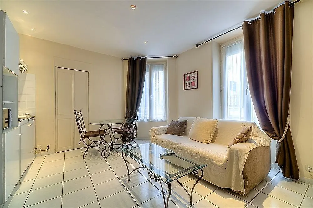 Residence Chryseis Cannes 0*,