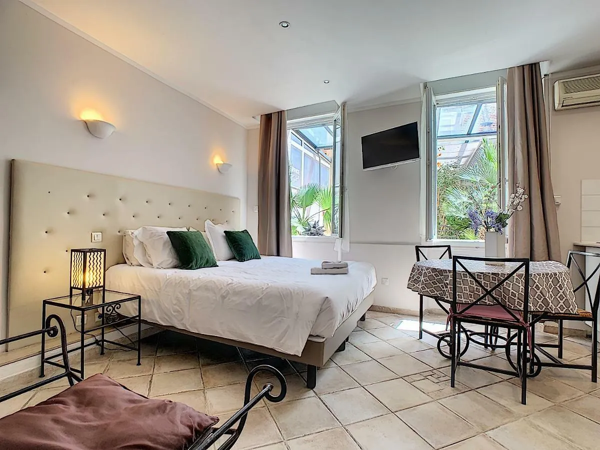 Residence Chryseis Cannes 0*,  France