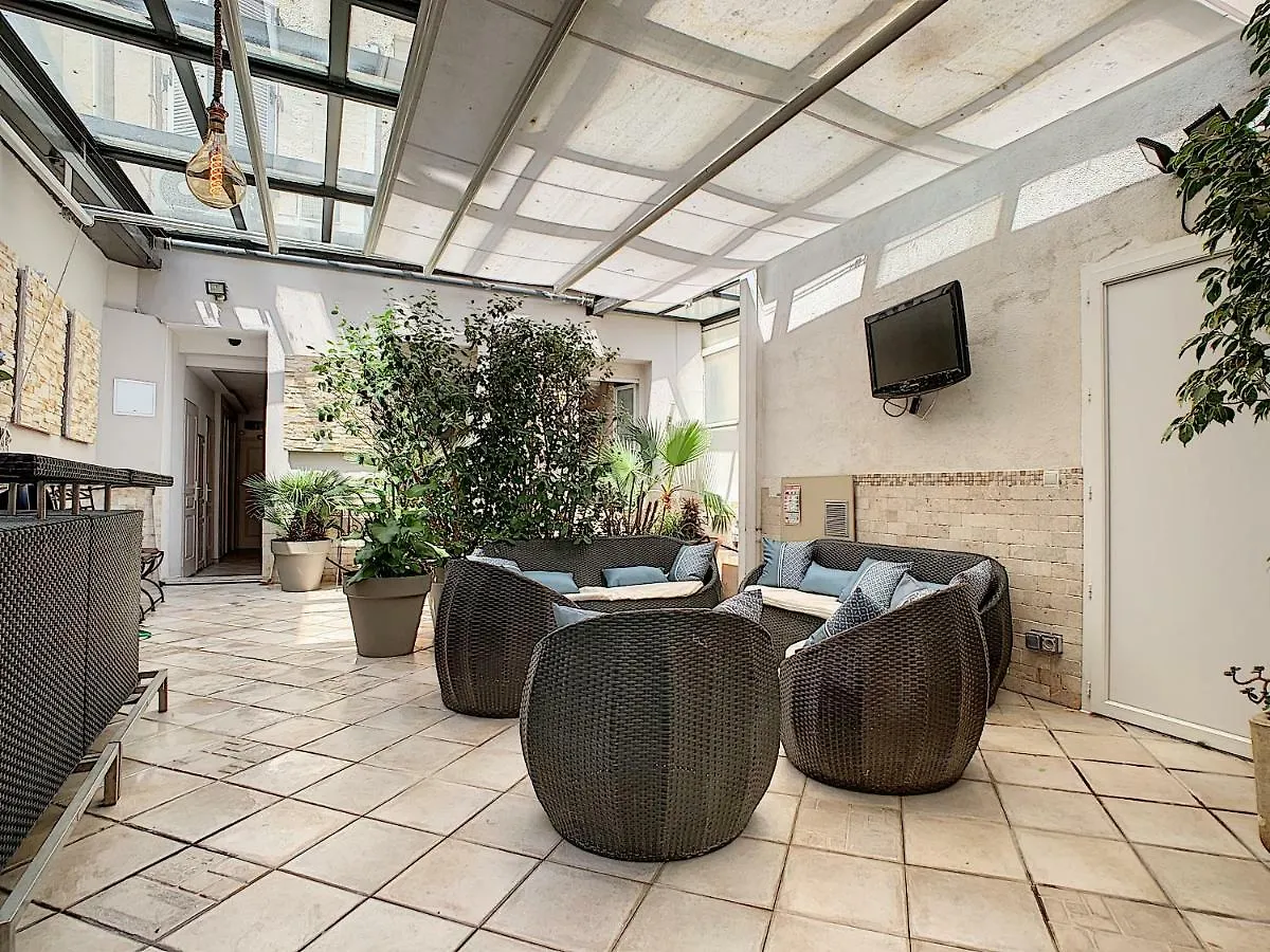 Apartment Residence Chryseis Cannes
