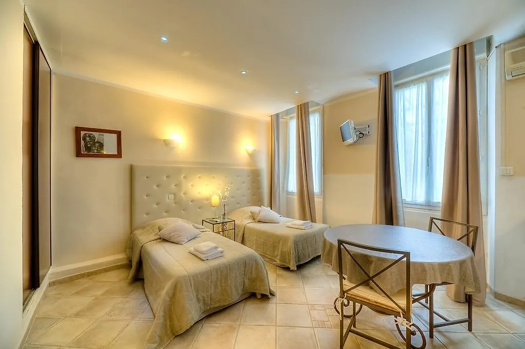 Apartment Residence Chryseis Cannes France